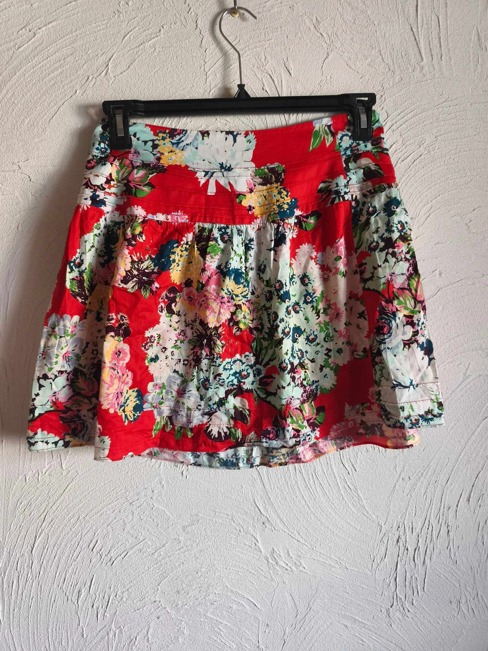 Jupe fleuri rouge 